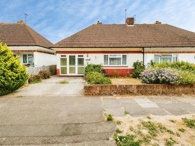 Bungalow for sale in Fishersgate, West Sussex