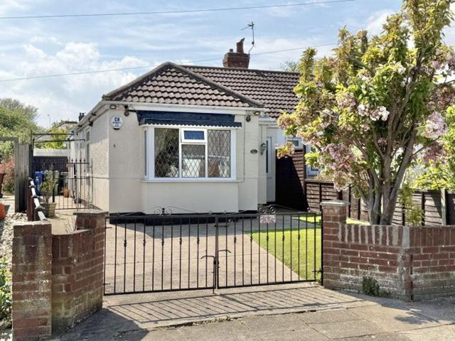 Bungalow for sale in Nunsthorpe, Bradley