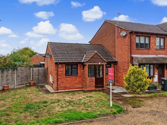 Bungalow for sale in King's Walden, Hertfordshire
