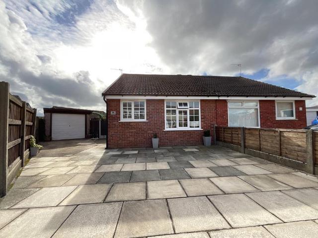 Bungalow for sale in Southport, Sefton