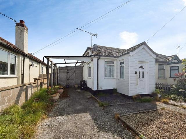 Bungalow for sale in Dale Hill, Essex