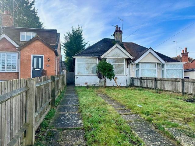 Bungalow for sale in Northampton, Northamptonshire