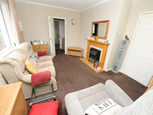Bungalow for sale in Greengates, West Yorkshire