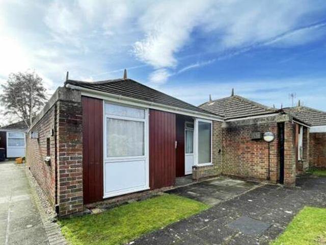 House for sale in Perryfields, West Sussex