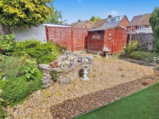 Bungalow for sale in Northampton, Northamptonshire