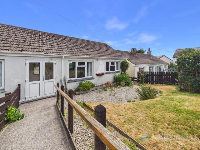 Bungalow for rent in Treloan, Gerrans