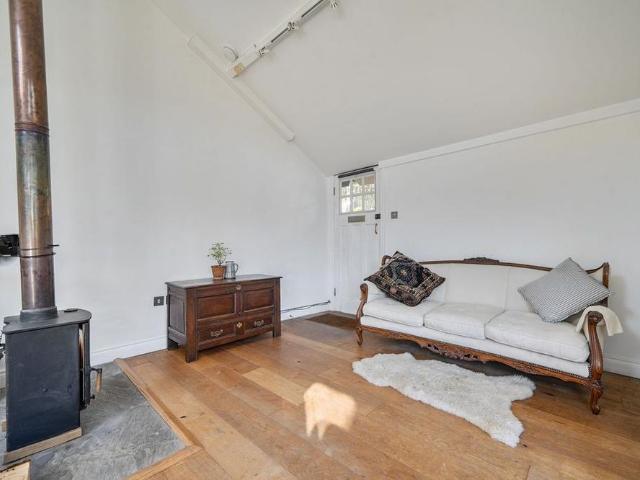 House for rent in Great Stoatley, Waverley