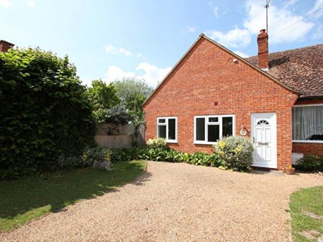 Apartment for rent in Evershot, Oxfordshire