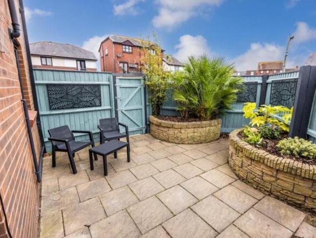 Farm for rent in Old Town, Poole