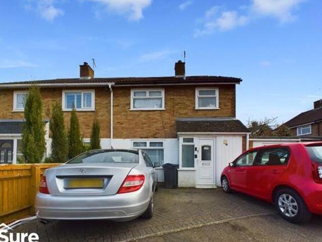 House for rent in Pouchen End, Hertfordshire
