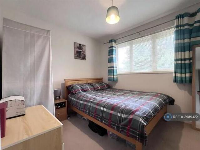 Farm for rent in Old Wolverton, Milton Keynes