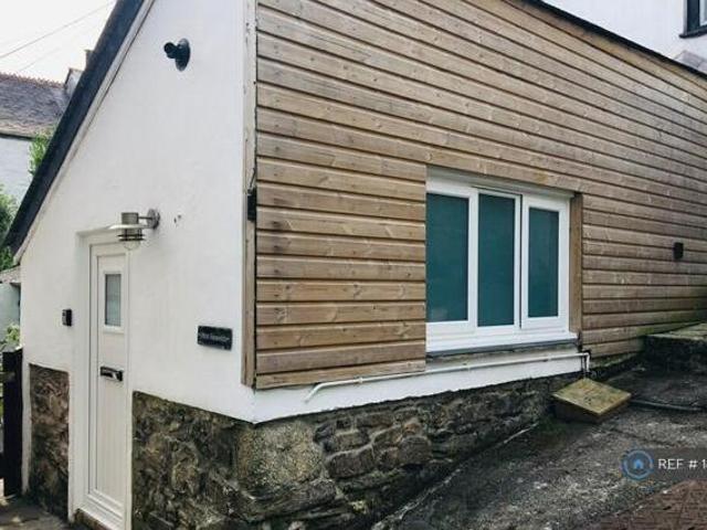 House for rent in Lyons, Greater London