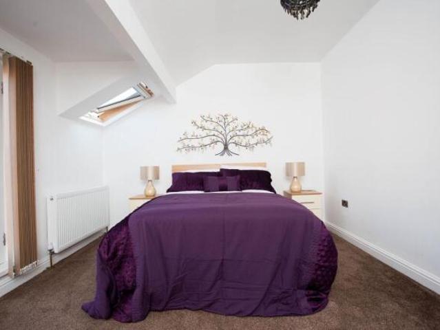 Farm for rent in Leeds, West Yorkshire