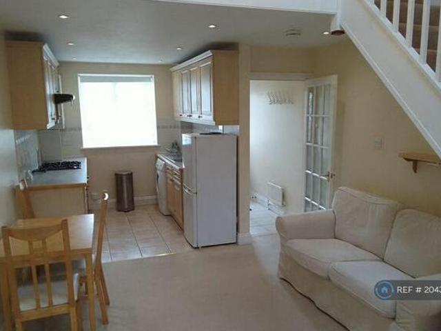 House for rent in Twickenham, Greater London