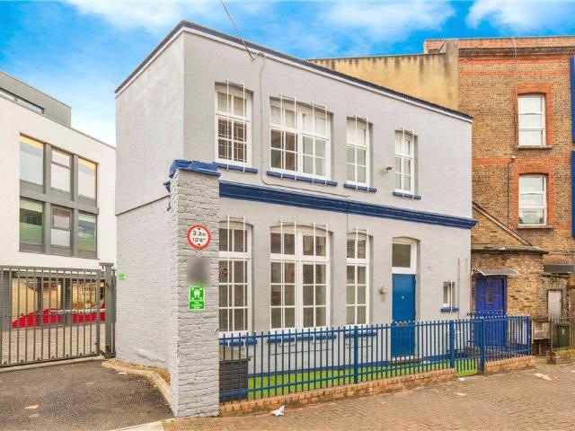 House for sale in Nine Elms, Greater London