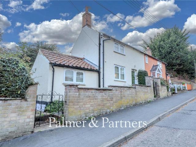 House for sale in Eastbridge, Suffolk