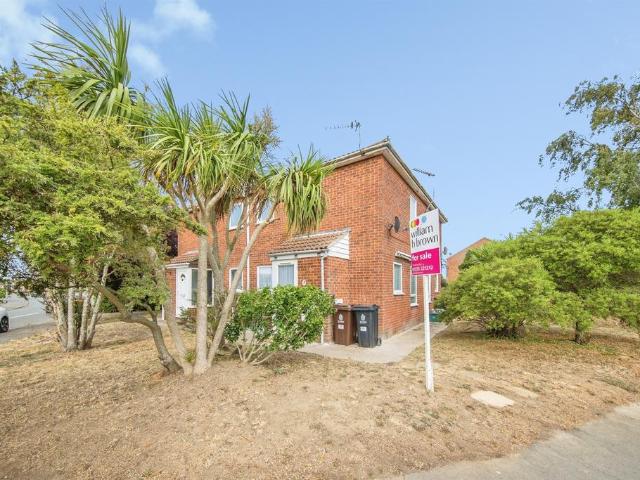 House for sale in Dale Hill, Essex