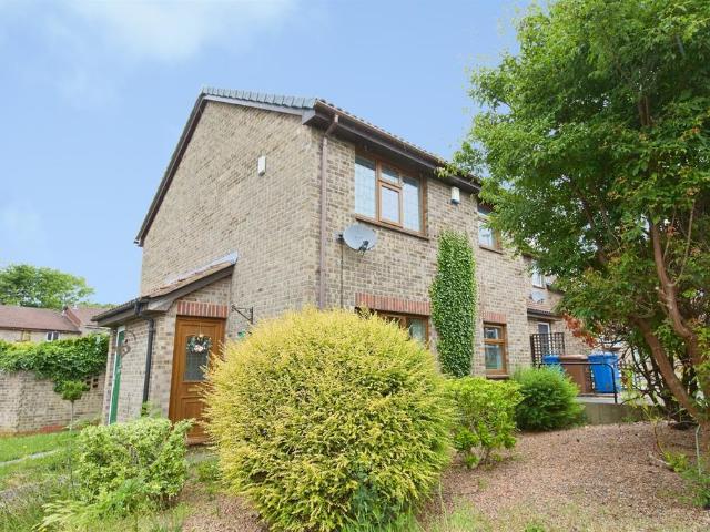 House for sale in Oakwood, East Midlands