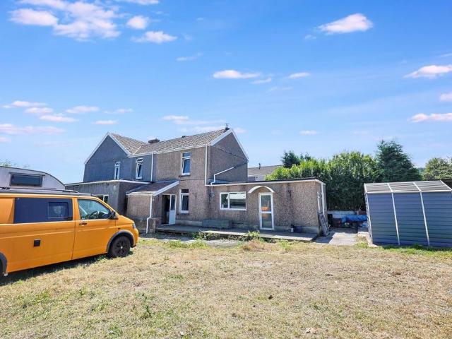 House for sale in Pentre'r-Gaseg, Swansea