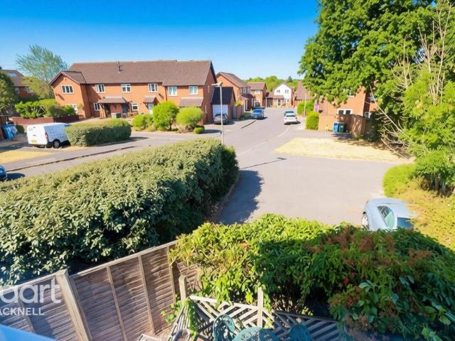 House for sale in Newell Green