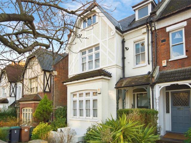 House for sale in Muswell Hill, Greater London