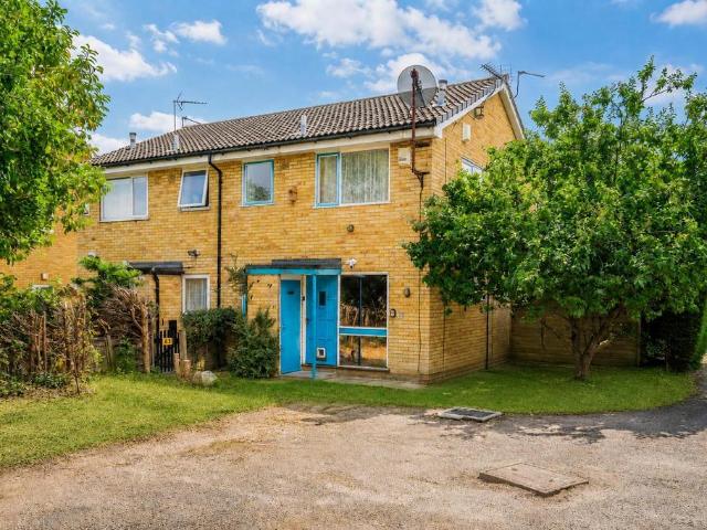 House for sale in High Field, York