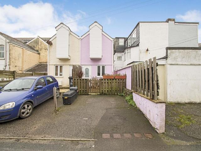 House for sale in Newquay, Cornwall