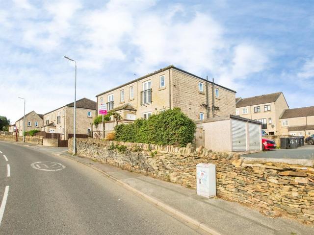 House for sale in Mount Tabor, West Yorkshire