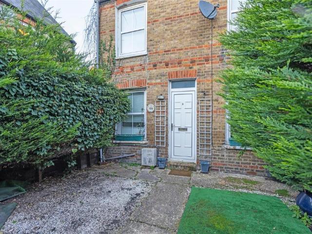 House for sale in Clewer Village, Windsor