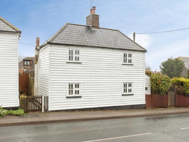 House for sale in Heathlands, East Sussex