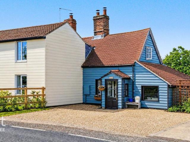 House for sale in Mistley, Dale Hill
