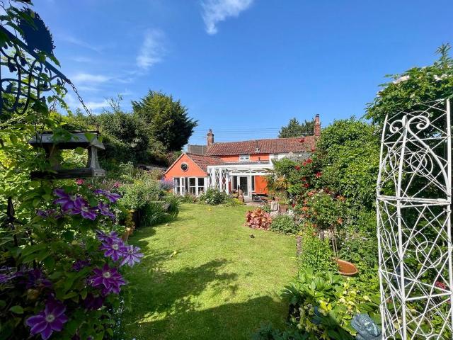 House for sale in Eastbridge, Suffolk
