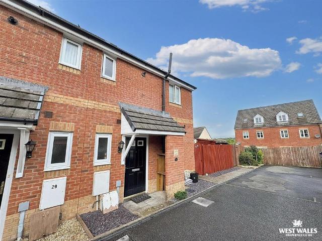House for sale in Betws, Pontaman