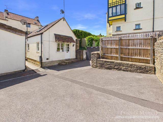 House for sale in Frome