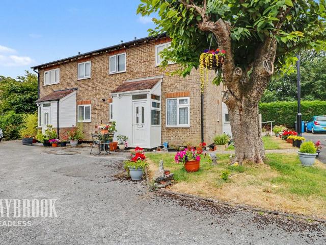 House for sale in Norton, South Yorkshire
