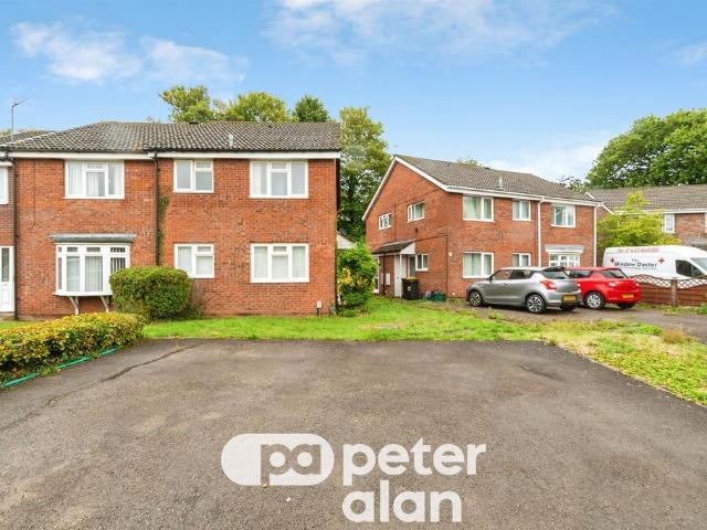 House for sale in Maesglas, Wales