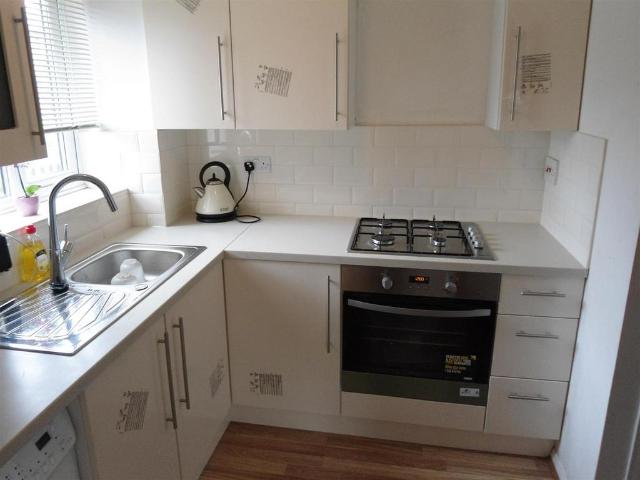House for sale in London Borough of Merton, Mitcham