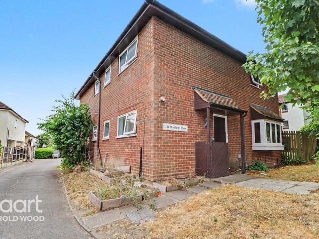 House for sale in Harold Wood, Greater London