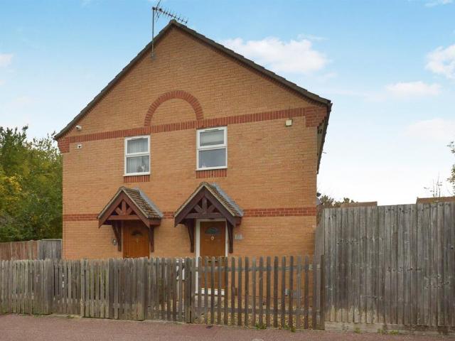 House for sale in Shenley Brook End, Milton Keynes