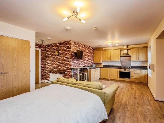 House for sale in Coedffranc, Llandarcy