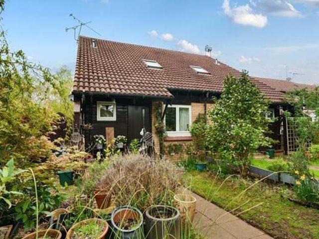 House for sale in Surrey, England