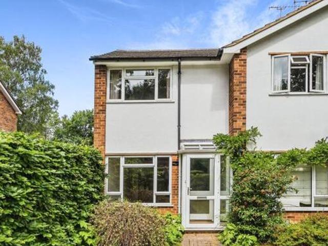 House for sale in West Byfleet, Woking