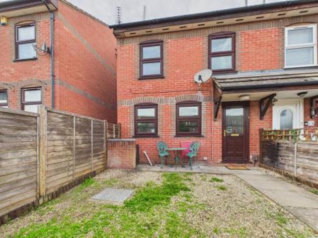 House for rent in Dee Park, Reading