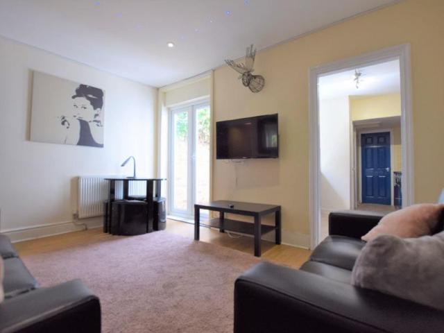 House for rent in Martyrs Field, The Bridge