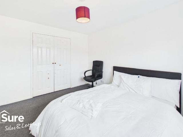 House for rent in Pouchen End, Hertfordshire