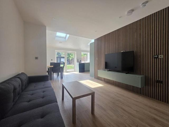 House for rent in Horley, Reigate and Banstead