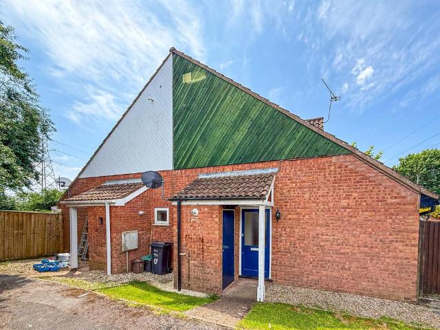 House for rent in Frieze Hill, Staplegrove