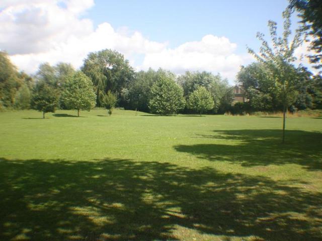 House for rent in Colnbrook with Poyle, Slough