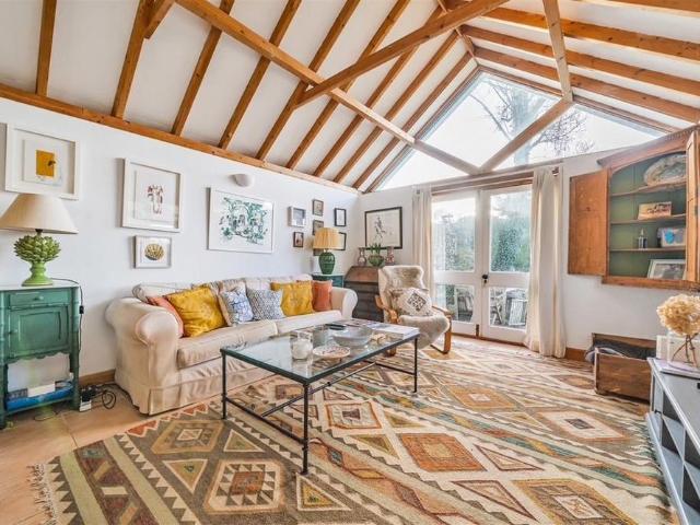 House for rent in Littlecote, West Sussex