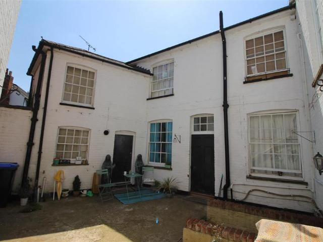 House for rent in Coggeshall, Chipping Hill